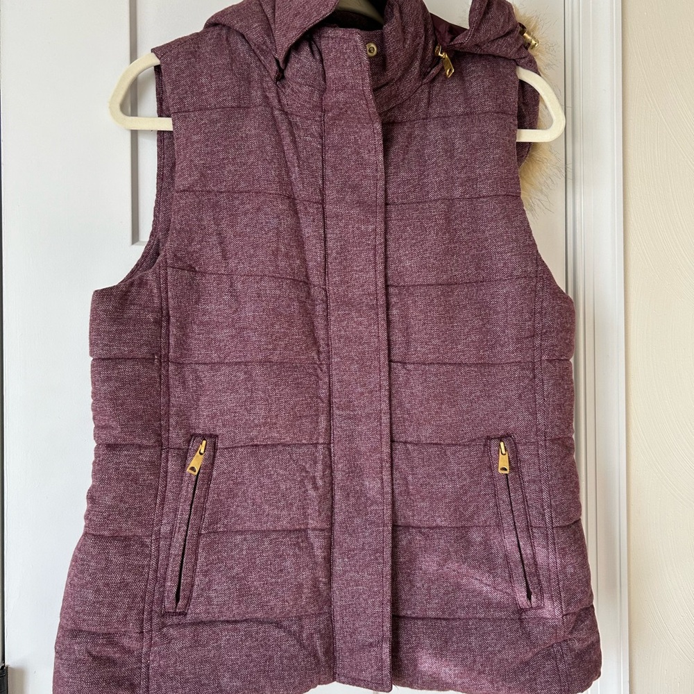 NWT - Women's Banana Republic Plum Puffer Vest